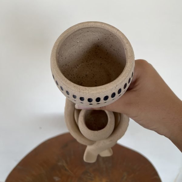 Vaso Boneco Sentado Cerâmica - Image 4